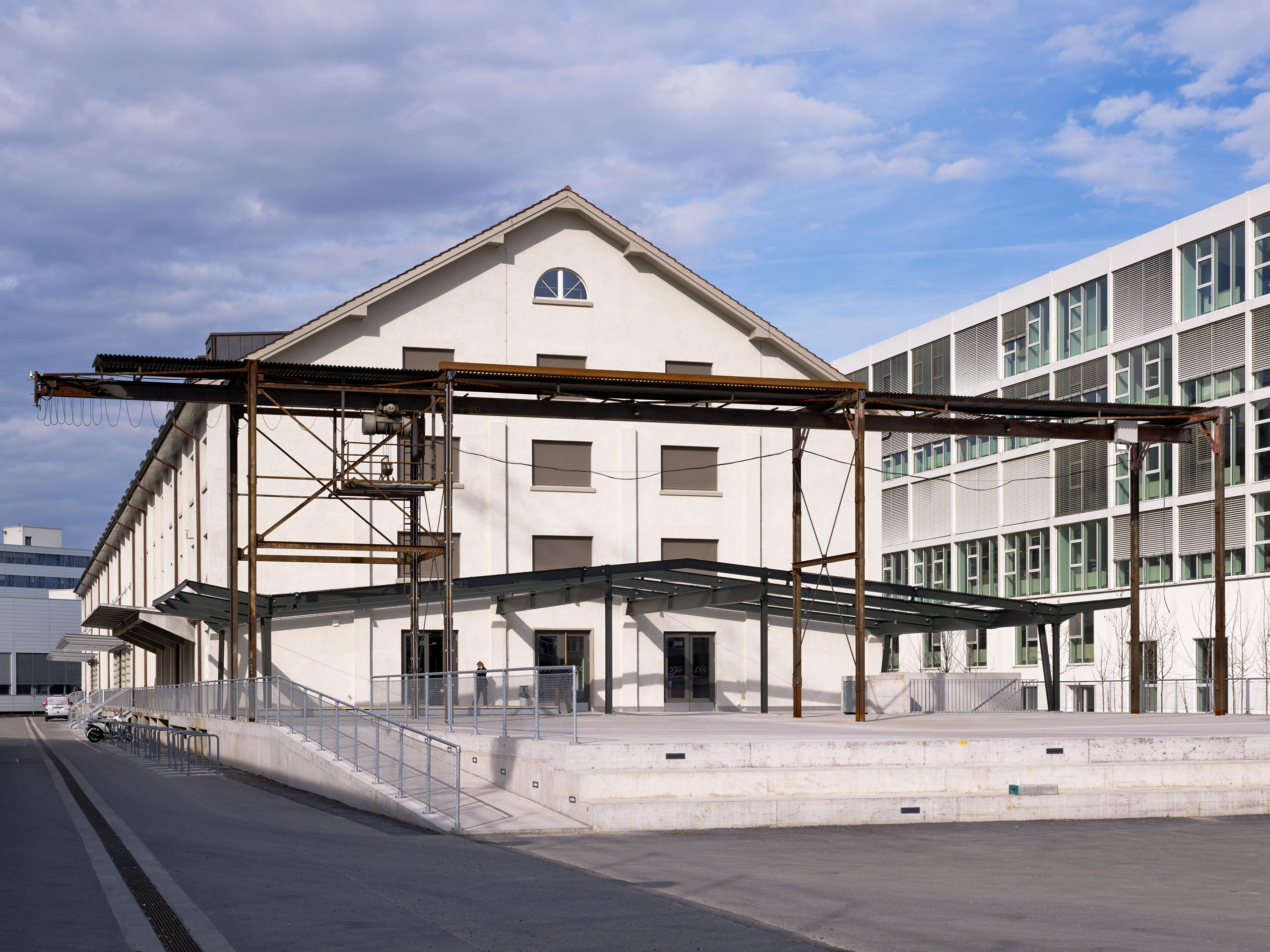 E13483 Alpa 043066 2560